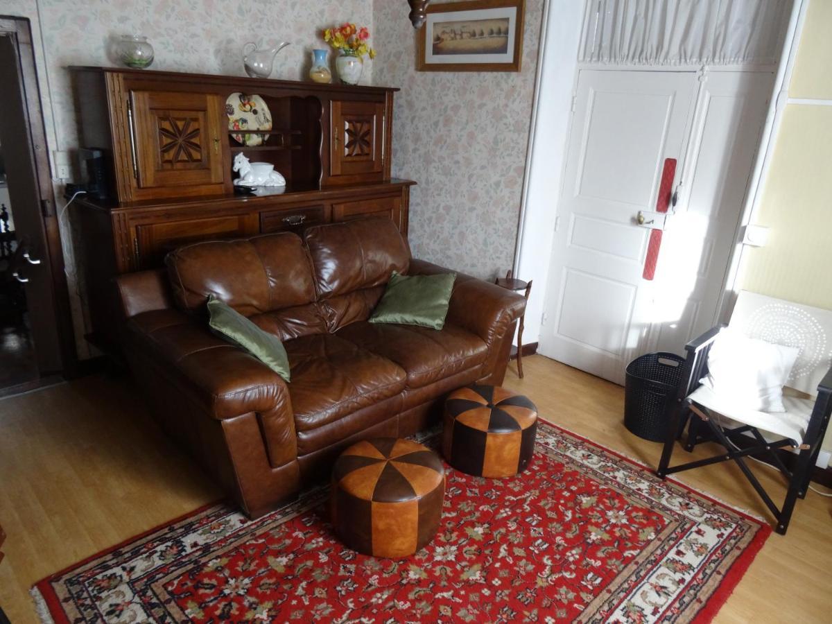 Charming French Cottage-Gite In The Heart Of Quiet Gorron Exteriér fotografie
