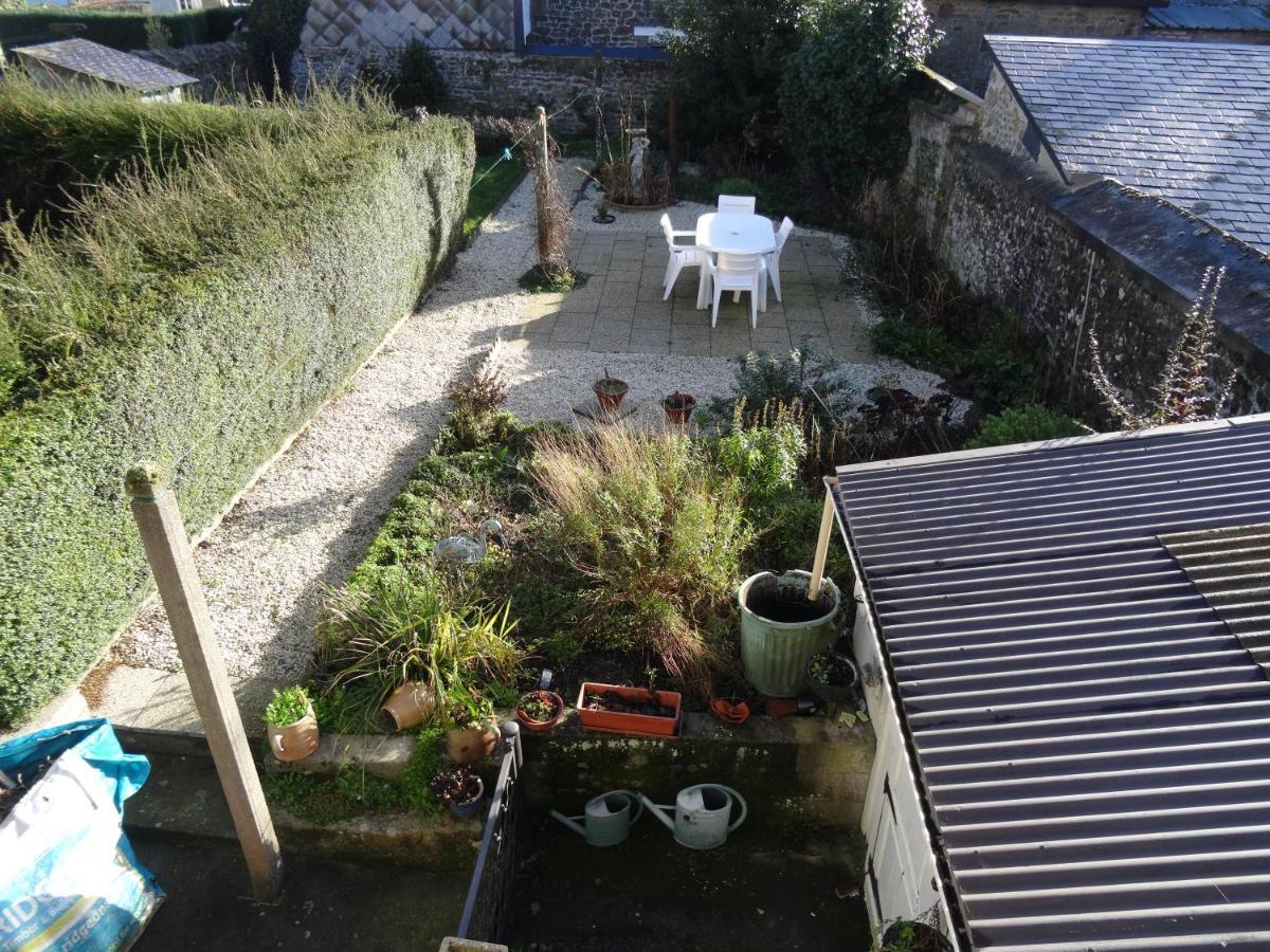 Charming French Cottage-Gite In The Heart Of Quiet Gorron Exteriér fotografie